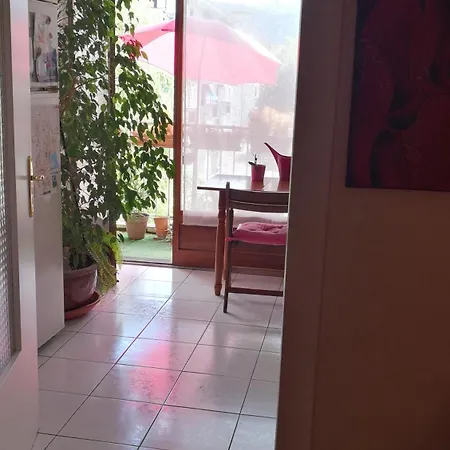 Nine Séjour chez l'habitant Annecy
